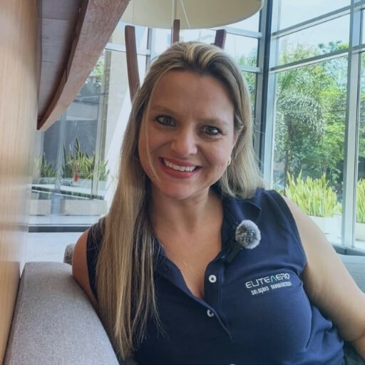 Flávia Hecht Galhego Alves